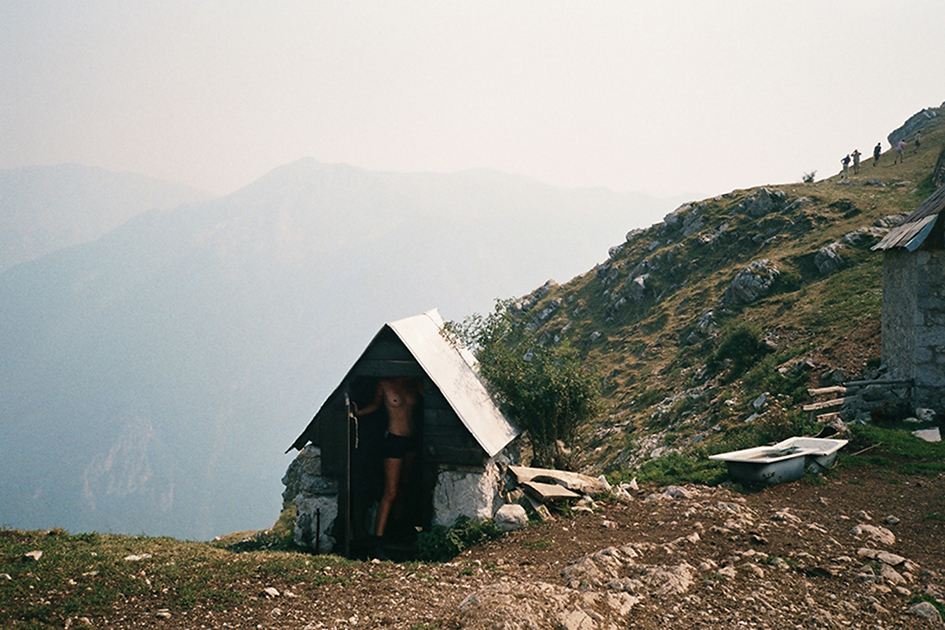 Photo 10